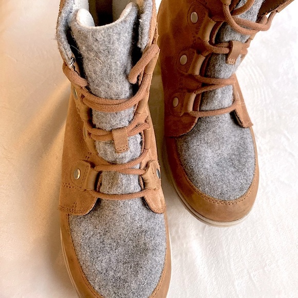Sorel Shoes - SOREL Out N About Suede & Felt Waterproof Boots | Women’s Size 10